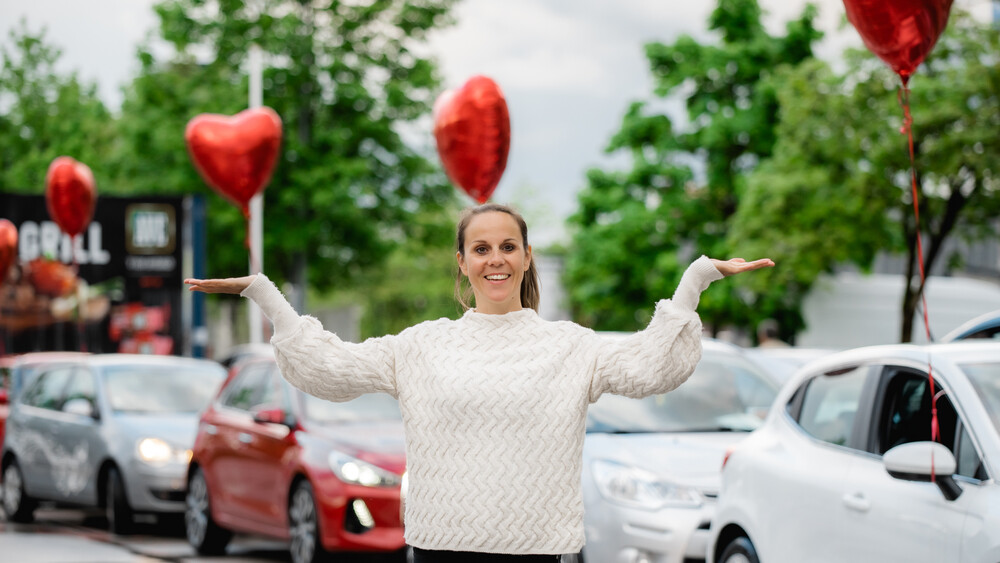 Odvili so se prvi Drive-in hitri zmenki v Sloveniji