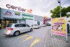 Filmski navdušenci so dočakali začetek letošnjega drive-in kina, ki ga Center Vič v sodelovanju s Kinom Bežigrad pripravlja že deveto leto zapored Foto Primož Pic ?ulin